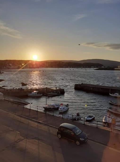 Wee Harbour View Apartment Millport Exterior photo